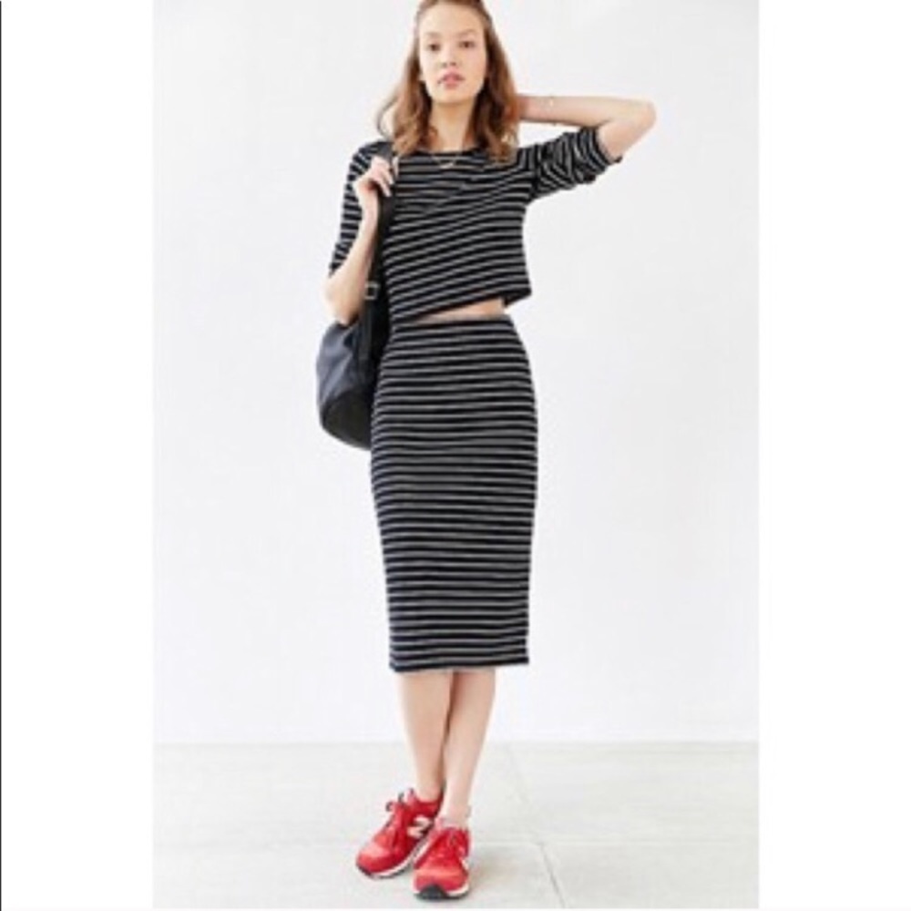 BDG striped pencil skirt navy size M